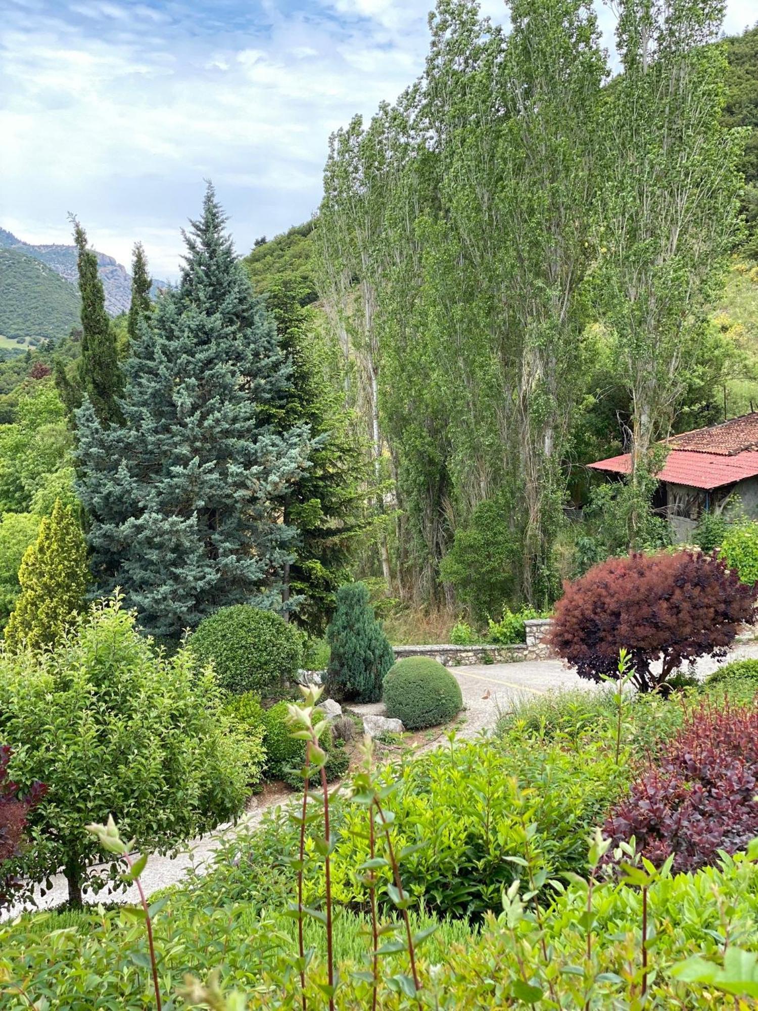Kalavrita Botanica Hotel & Spa Exteriör bild